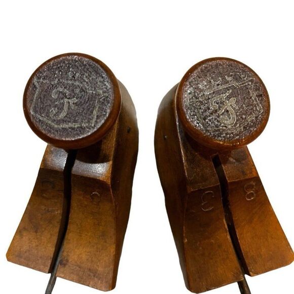 Vintage Wooden Shoe Tree Set Mens - Picture 4 of 10